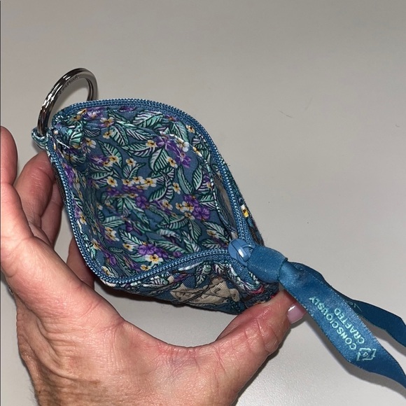 Vera Bradley Floral Keychain Wallet one size / preowned adjustable - Picture 4 of 7